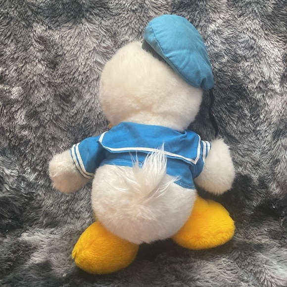 Vintage Donald Duck Plush Toy Doll
Disney Japan Sun and Star RARE
Collectible - Picture 6 of 16